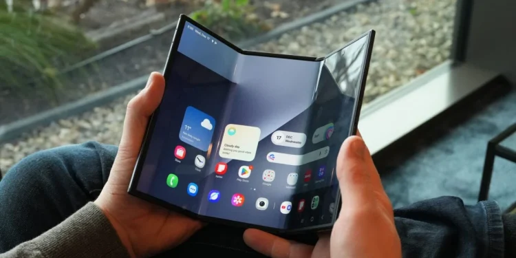 Galaxy Z TriFold